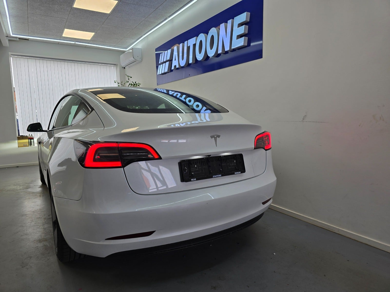 Billede af Tesla Model 3 RWD