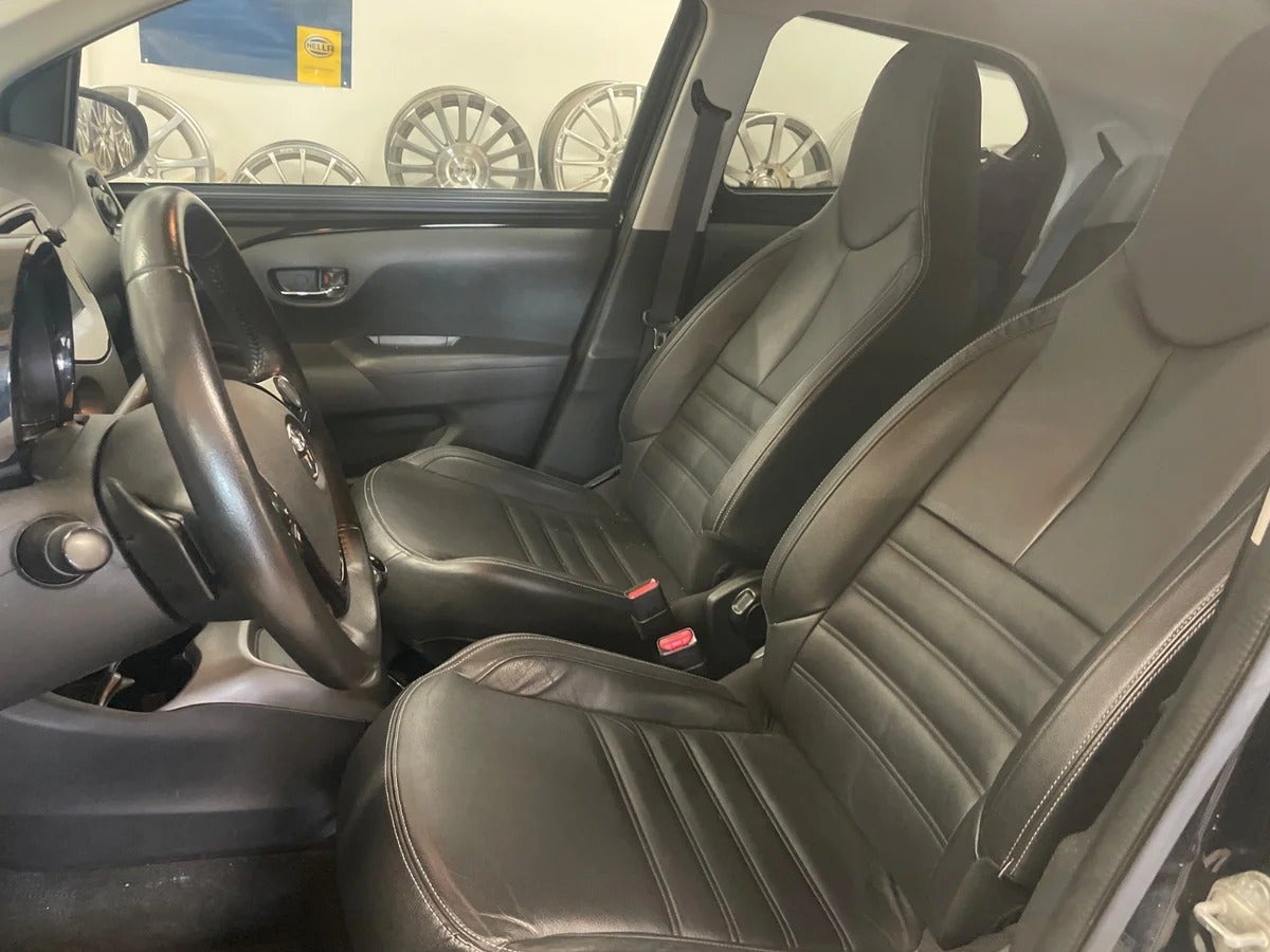 Toyota Aygo VVT-i x-play x-shift