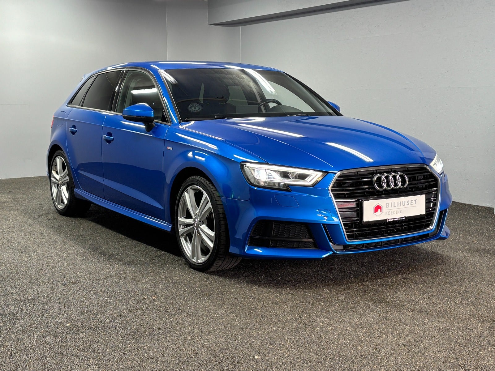 Billede af Audi A3 35 TDi S-line Sportback S-tr.