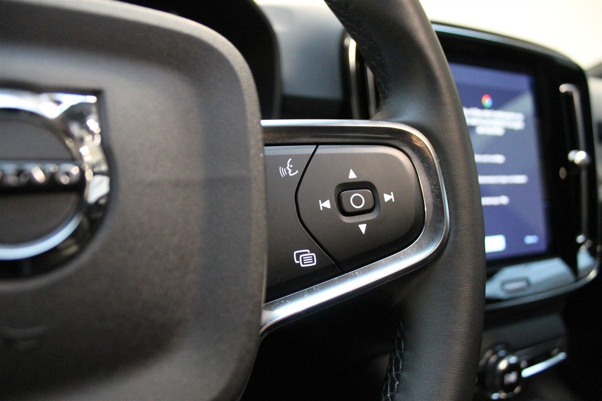 Volvo EX40 Extended Range Black Edition billede 12