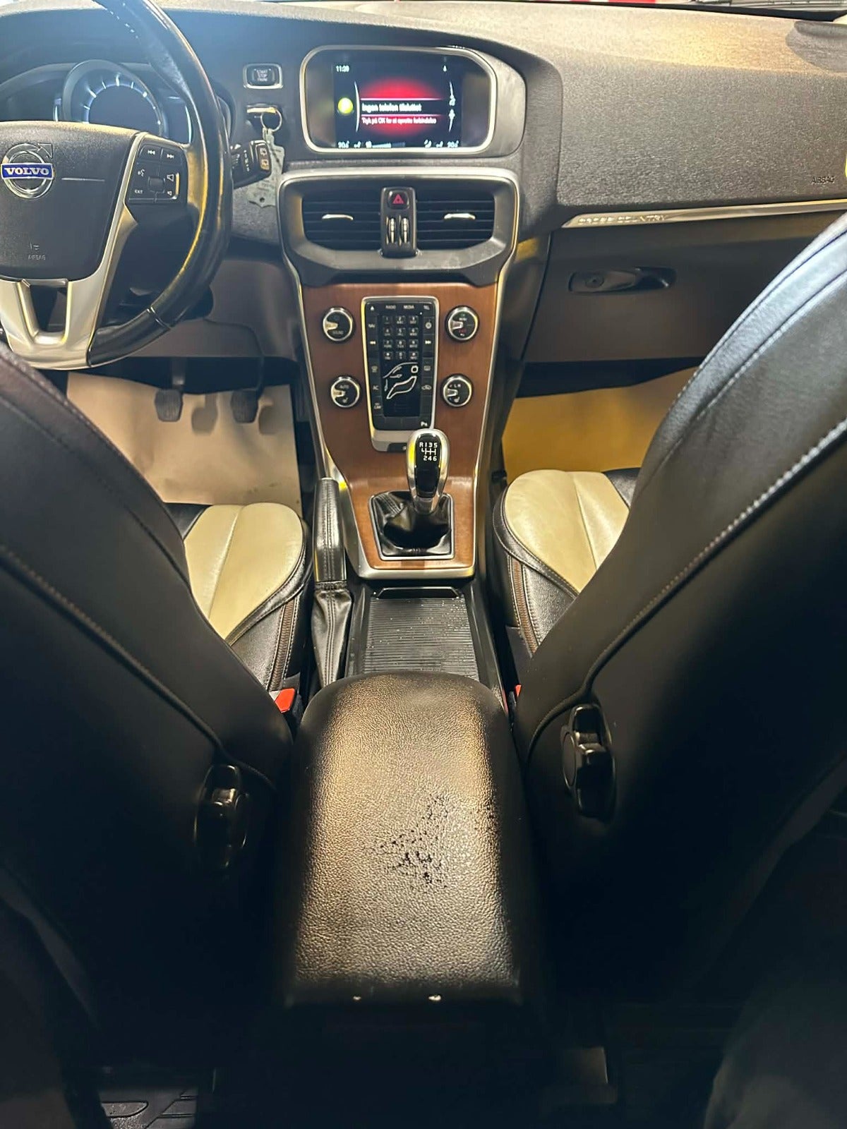 Billede af Volvo V40 CC 1,6 D2 115 Momentum