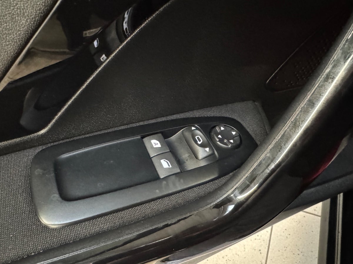 Peugeot 208 PureTech 82 Active