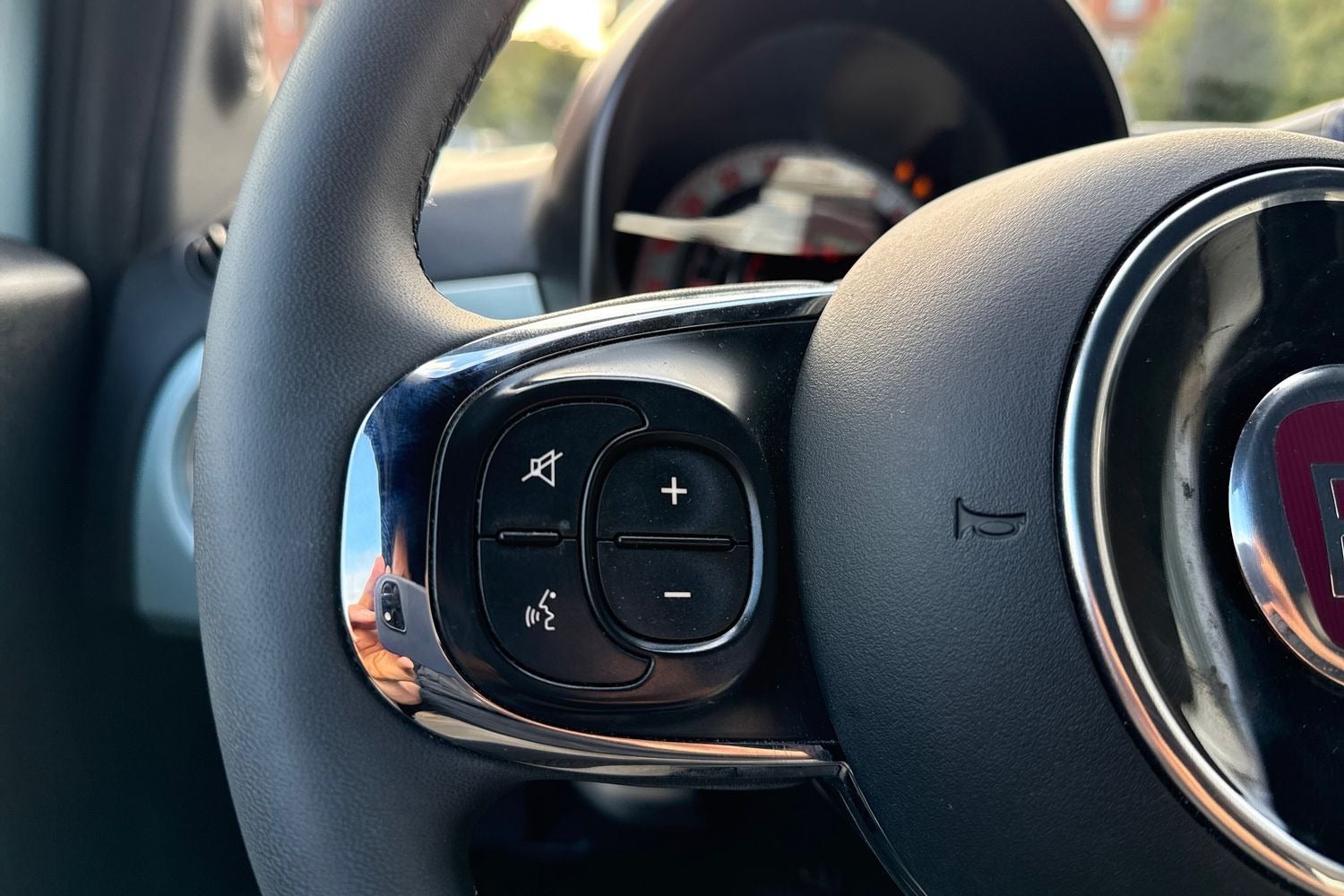 Billede af Fiat 500C 1,0 Hybrid Dolcevita
