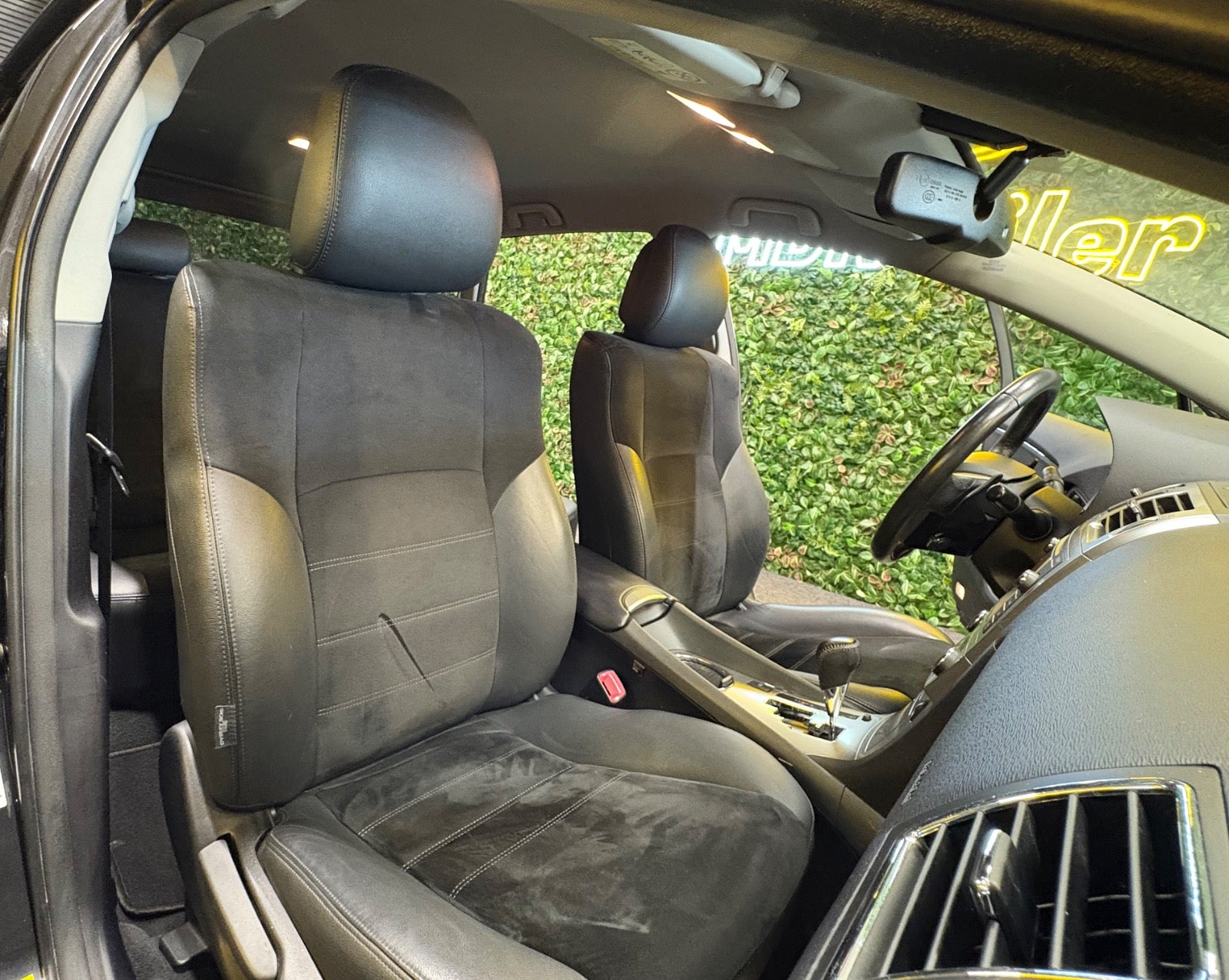 Billede af Toyota Avensis 2,2 D-CAT 150 T2 Premium stc. aut.