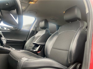 Kia Ceed PHEV Upgrade Intro SW DCT