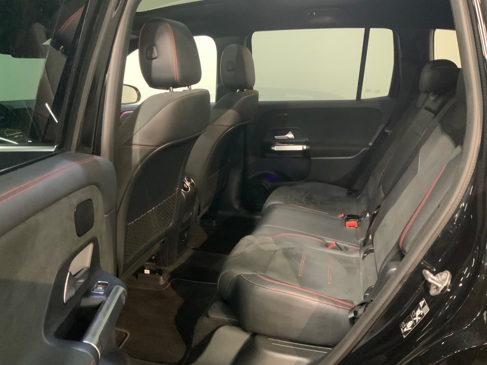 Mercedes-Benz EQB 300
