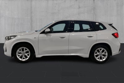 BMW iX1 xDrive30 M-Sport - 1