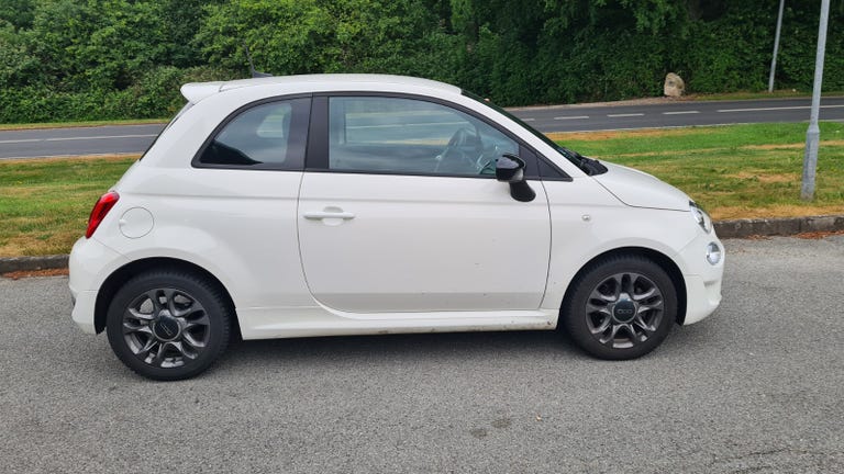 Fiat 500 Hybrid Connect