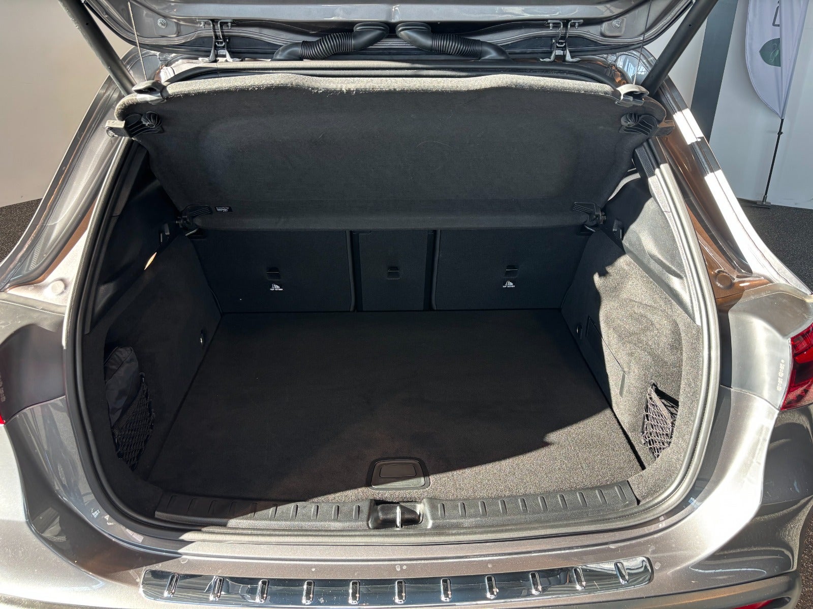 Mercedes EQA250+ AMG Line 5d - 11