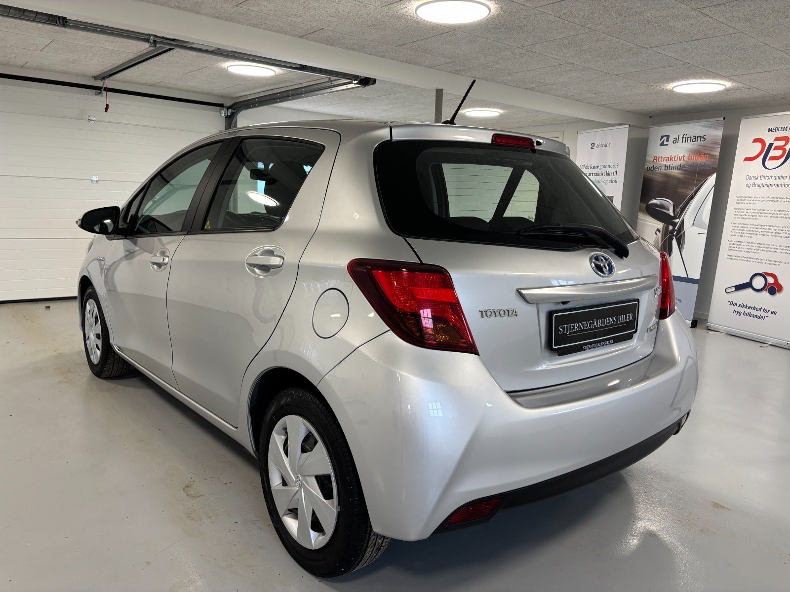 Toyota Yaris Hybrid H2 e-CVT