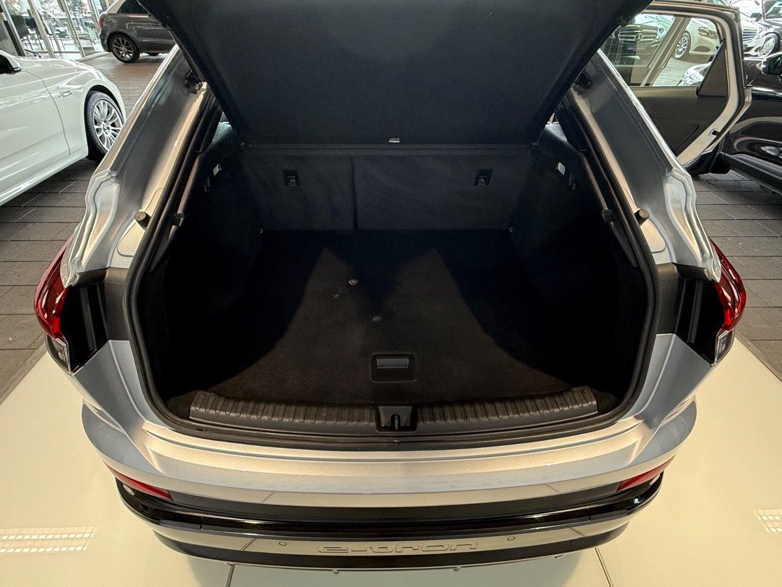 Billede af Audi Q4 e-tron 40 S-line Sportback