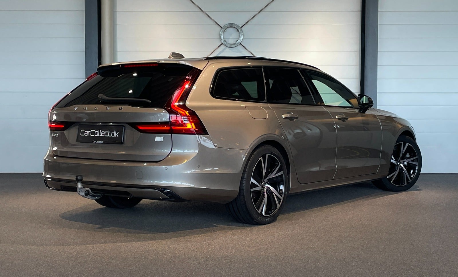 Volvo V90 T6 ReCharge R-Design aut. AWD