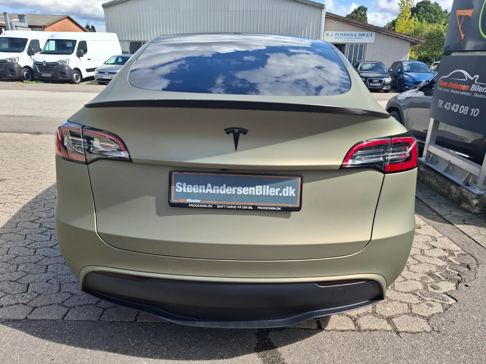 Tesla Model Y 2022