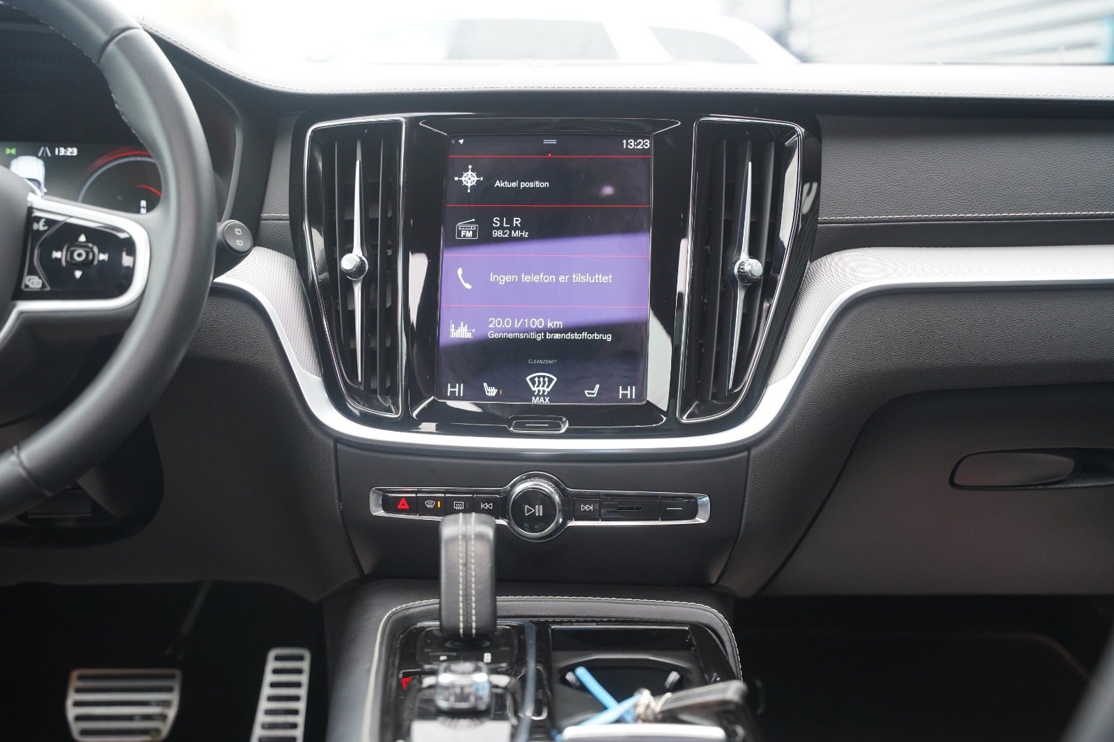 Billede af Volvo V60 2,0 T6 ReCharge R-Design aut. AWD