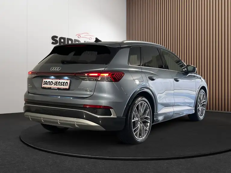 Audi Q4 e-tron S-line quattro