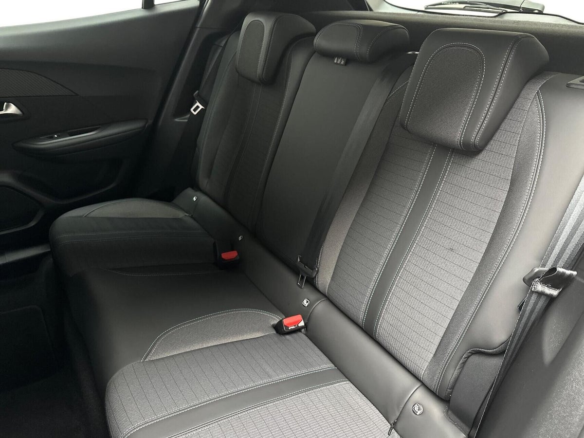 Peugeot e-2008 Allure billede 12