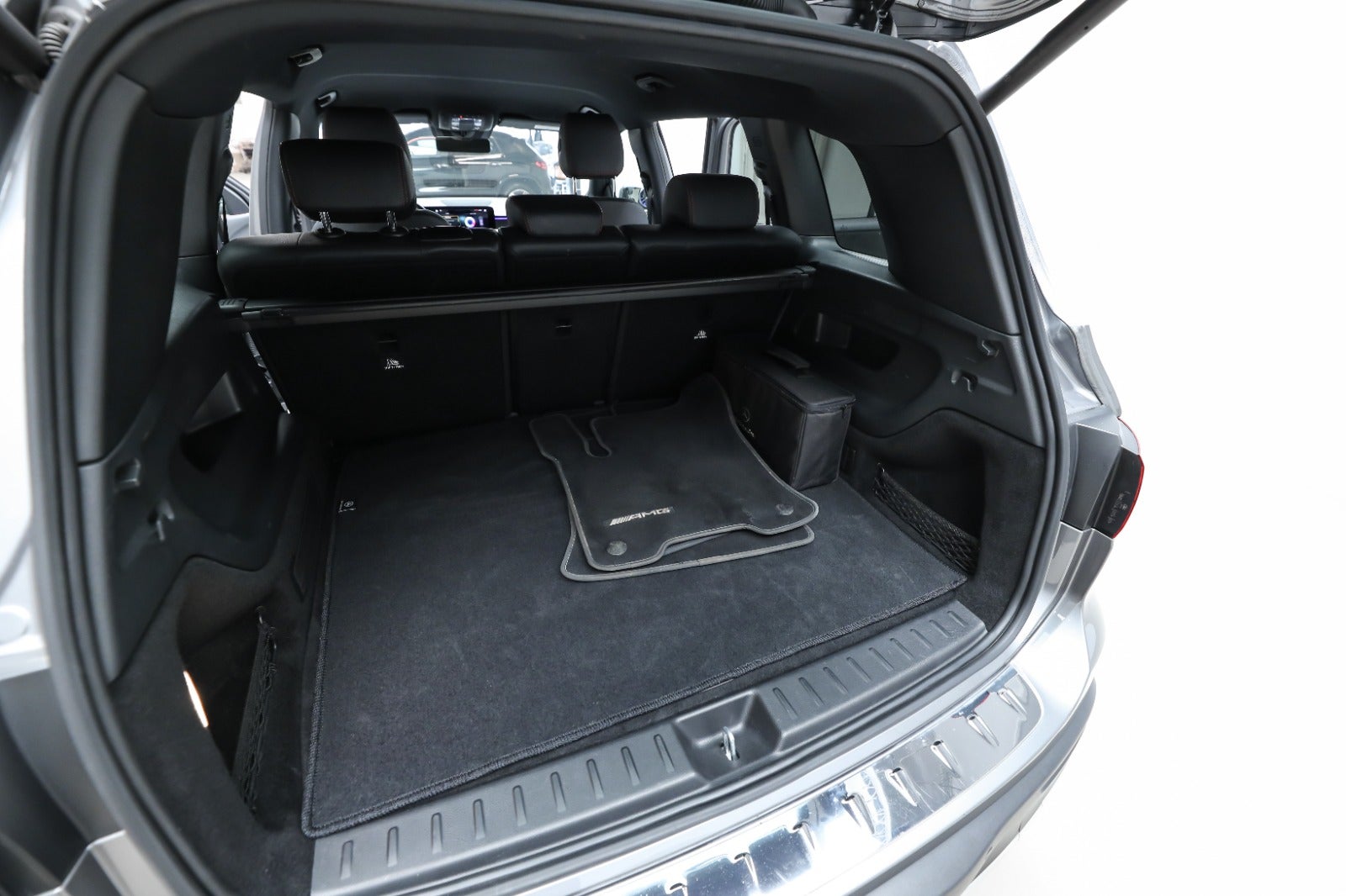 Mercedes-Benz EQB 350