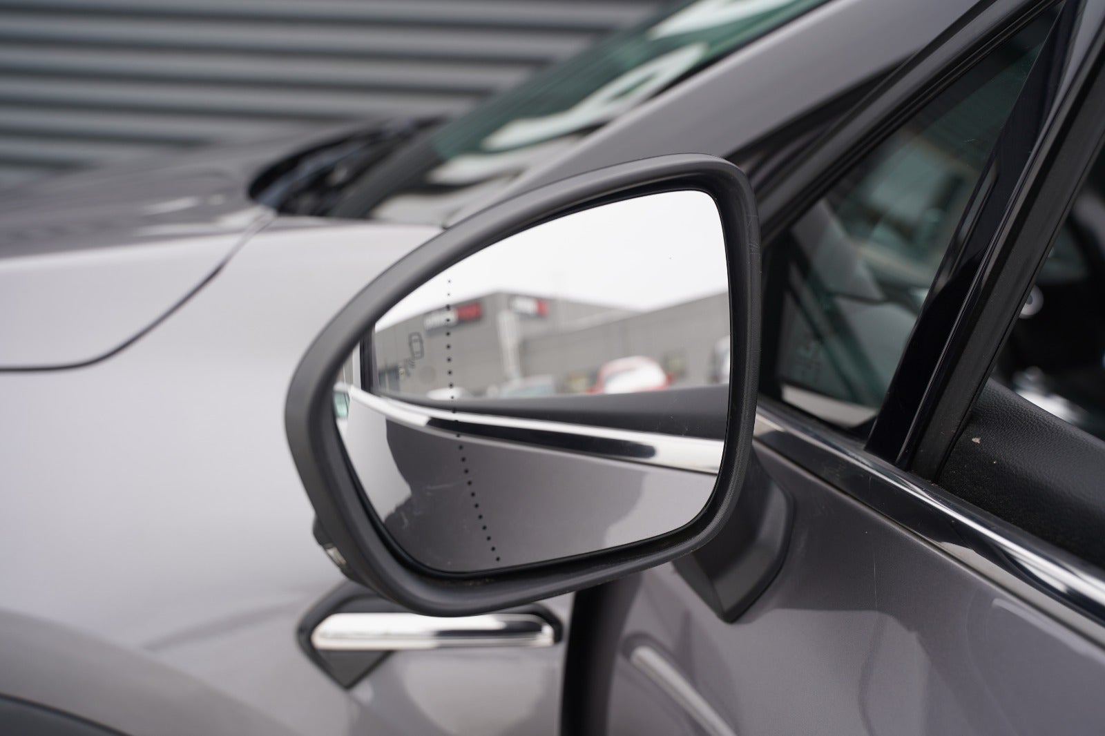 Billede af Renault Captur 1,6 E-Tech Intens