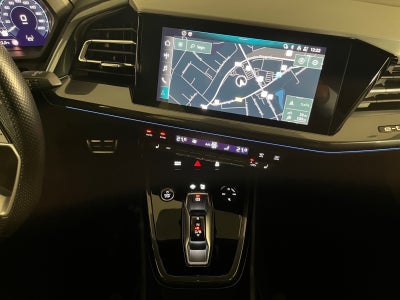 Audi Q4 e-tron 40 S-line Sportback Van