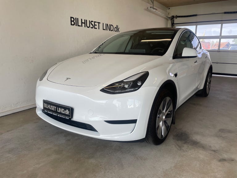 Tesla Model Y RWD