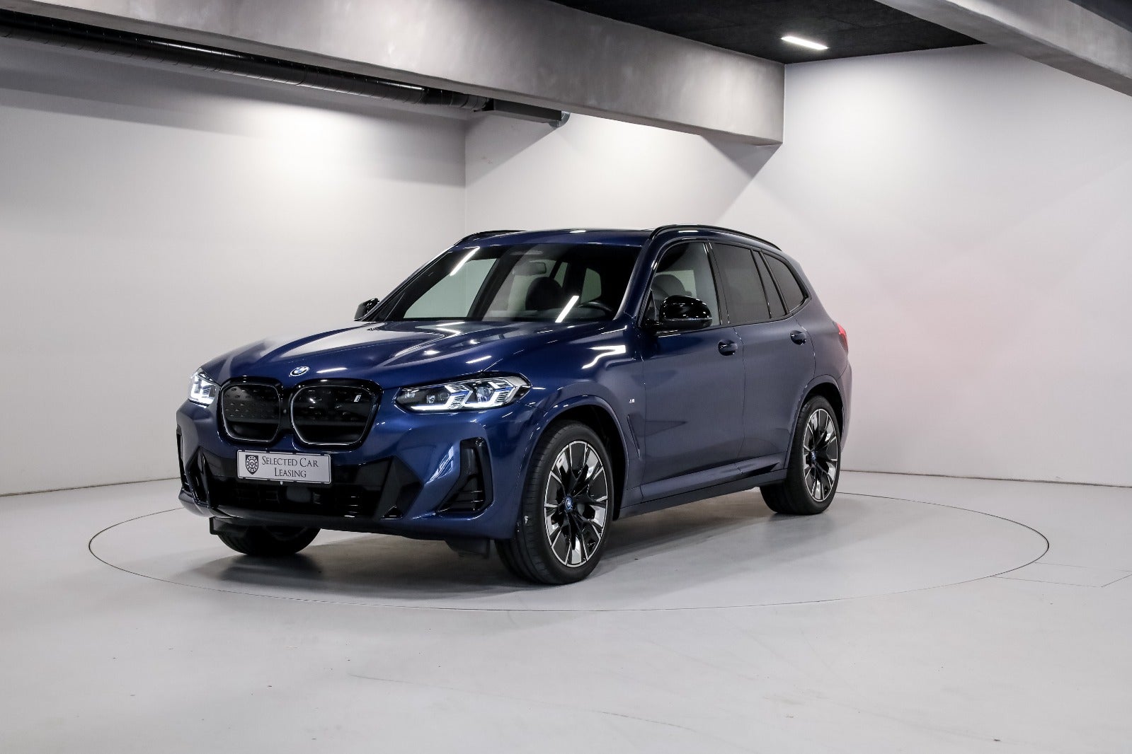 BMW iX3 Charged Plus M-Sport