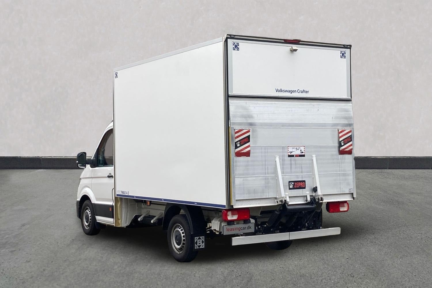 Billede af VW Crafter 35 2,0 TDi 140 Alukasse m/lift aut.