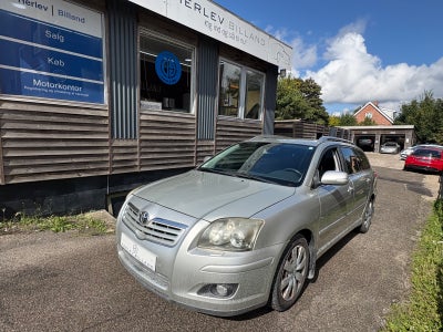 Toyota Avensis 1,8 VVT-i Elegance stc. 5d