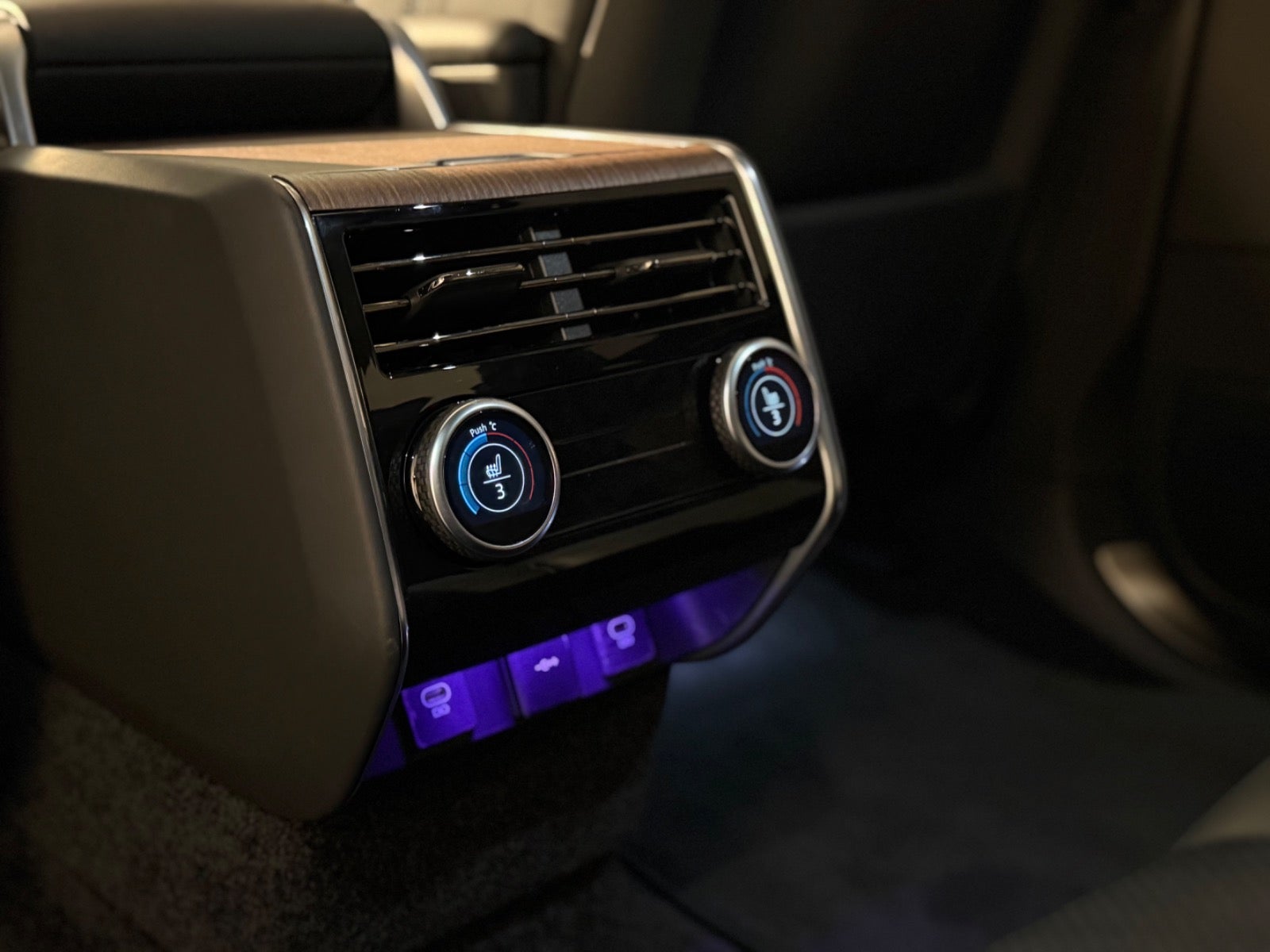 Land Rover – Range Rover
