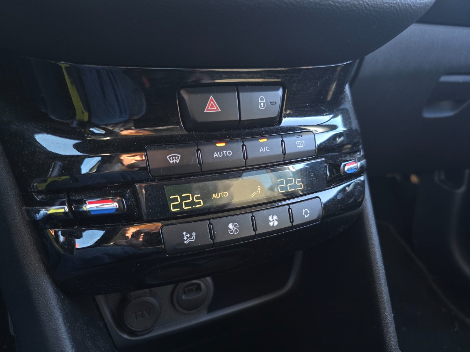 Billede af Peugeot 208 1,2 PureTech 82 Active