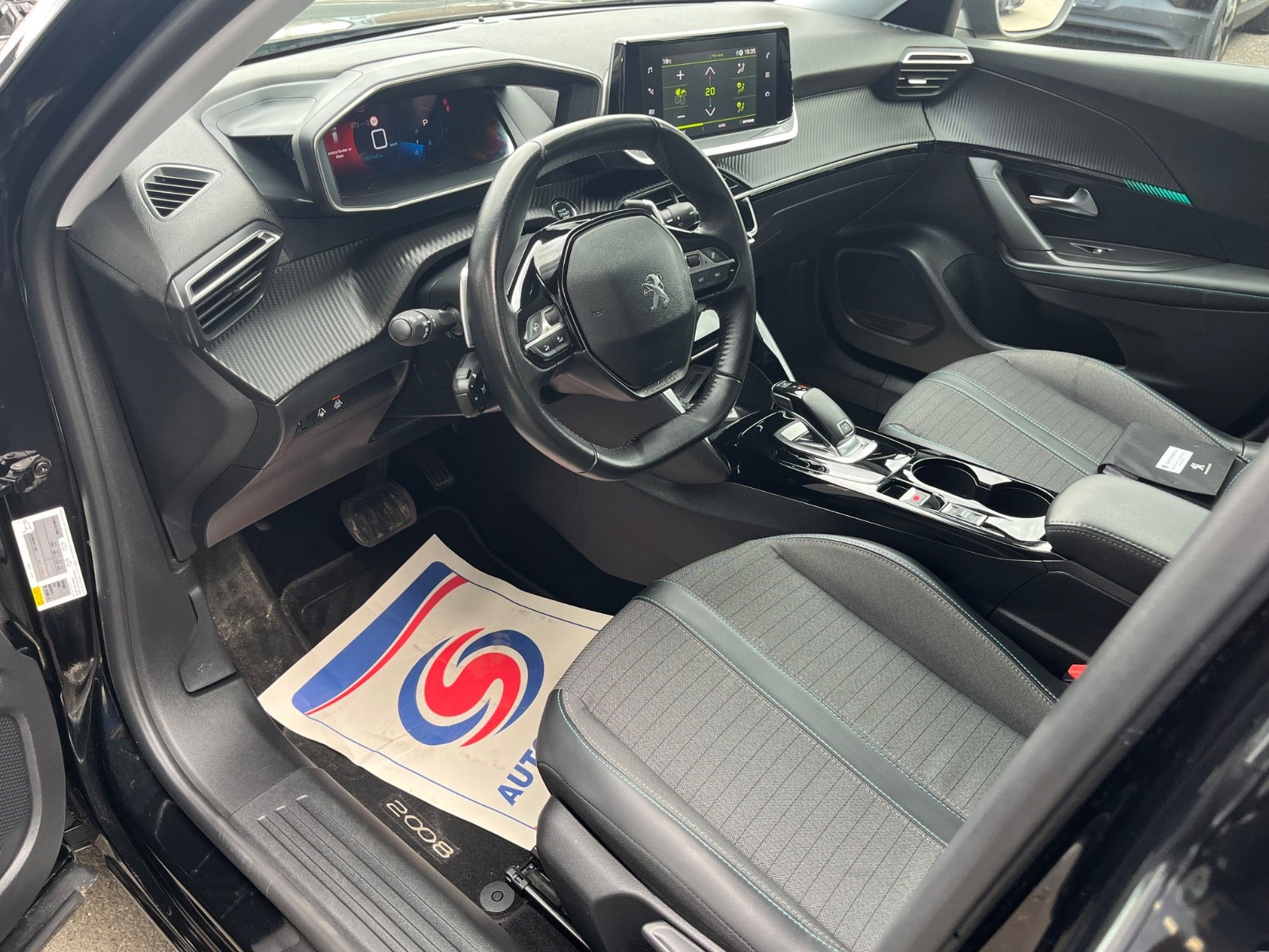 Billede af Peugeot 2008 1,5 BlueHDi 130 Allure Pack EAT8