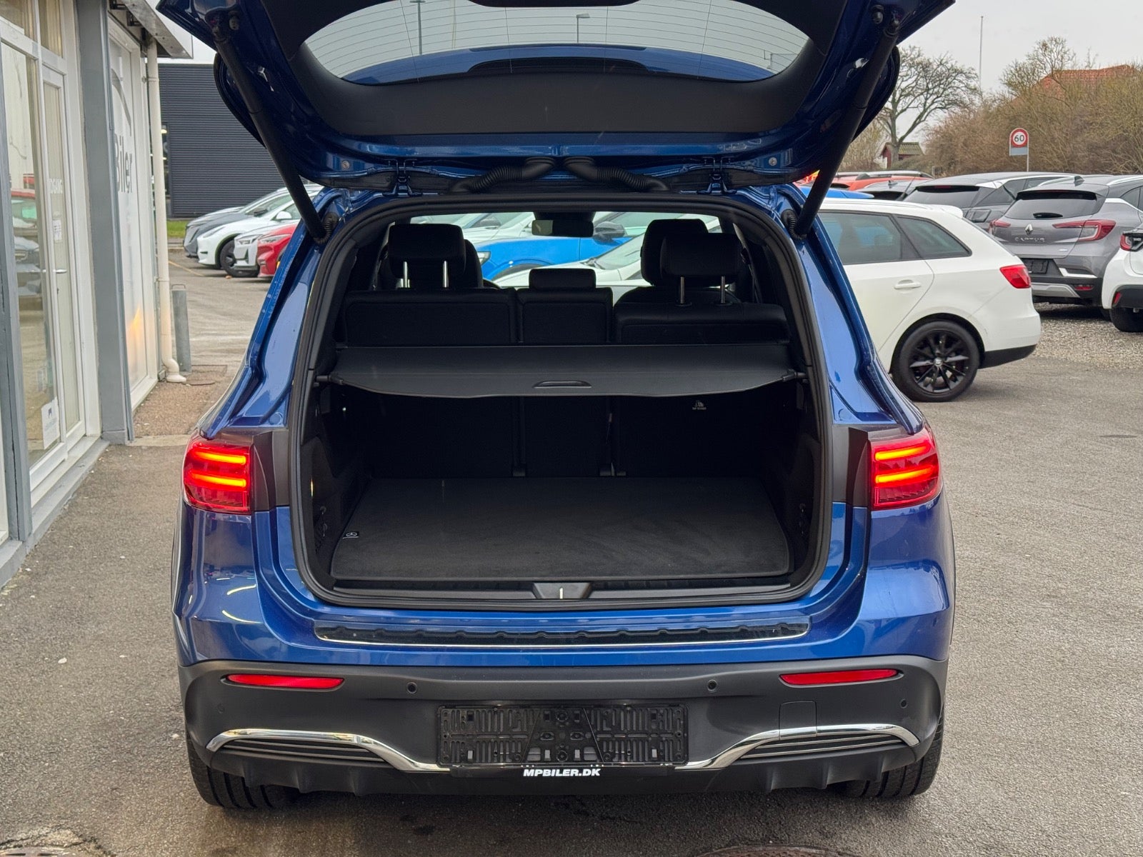 Billede af Mercedes EQB300 AMG Line 4Matic