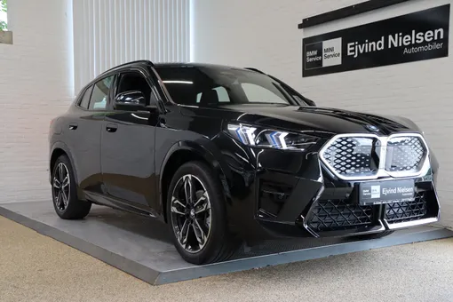 BMW iX2 eDrive20 Fully Charged M-Sport 2026 El 5.000 km