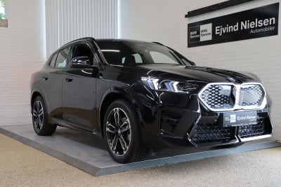 BMW iX2 eDrive20 Fully Charged M-Sport