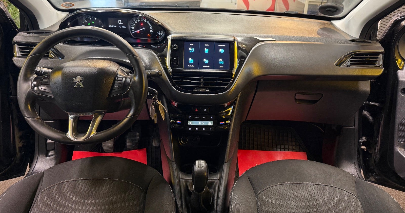 Billede af Peugeot 208 1,2 e-THP 110 Active