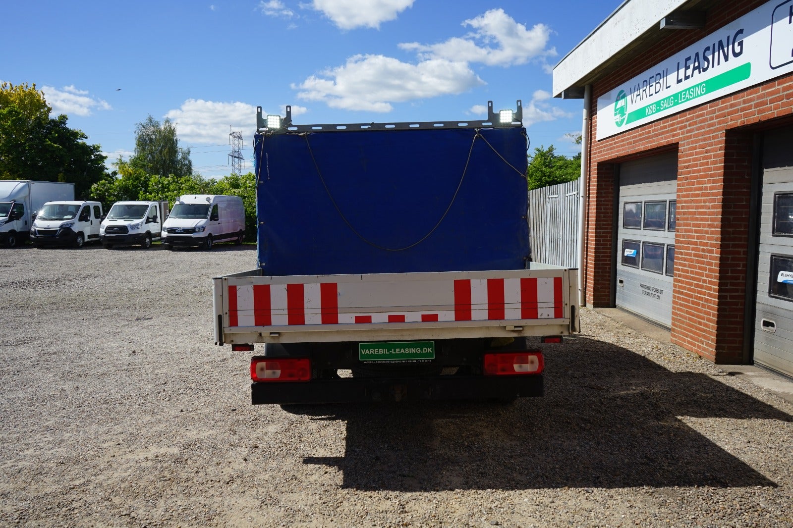 Billede af VW Crafter 35 2,0 TDi 177 Mandskabsvogn m/lad L4
