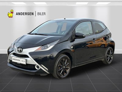 Toyota Aygo 1,0 VVT-i x-play x-touch 5d