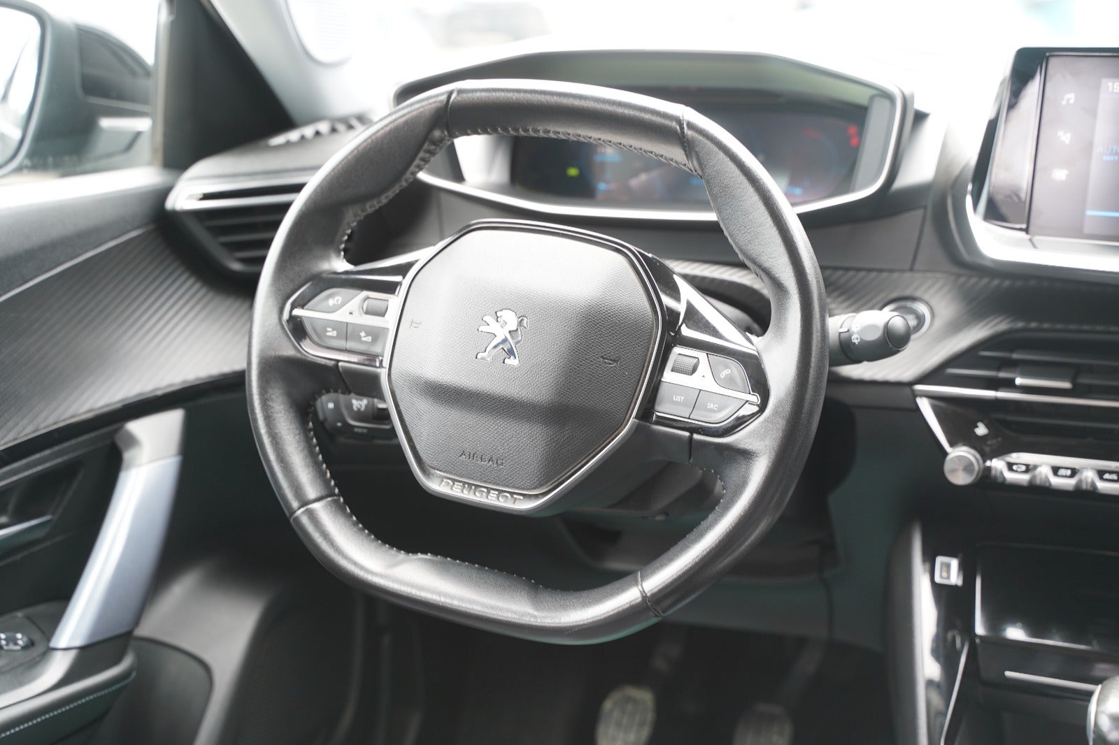 Billede af Peugeot 2008 1,5 BlueHDi 100 Allure Pack