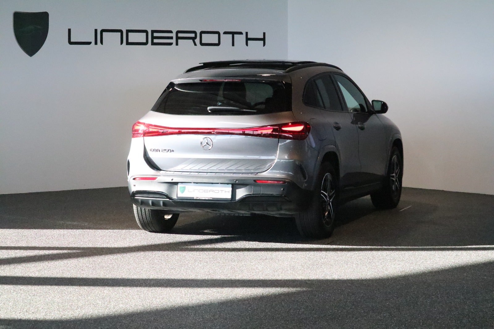 Mercedes EQA250+ AMG Line 5d - 2