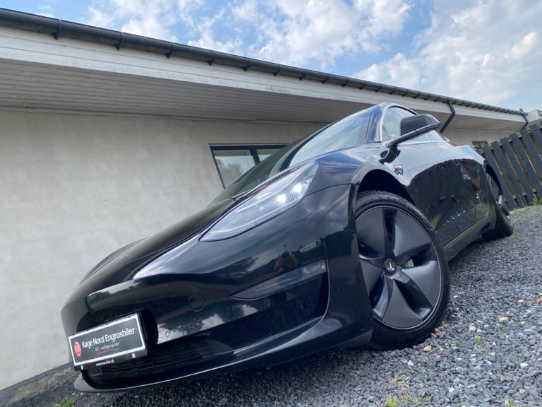 Tesla Model 3 Long Range AWD