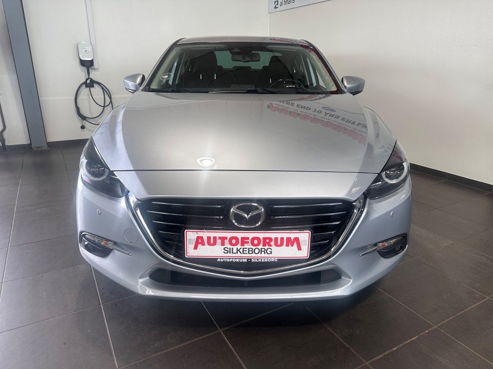 Mazda 3, Billede 2