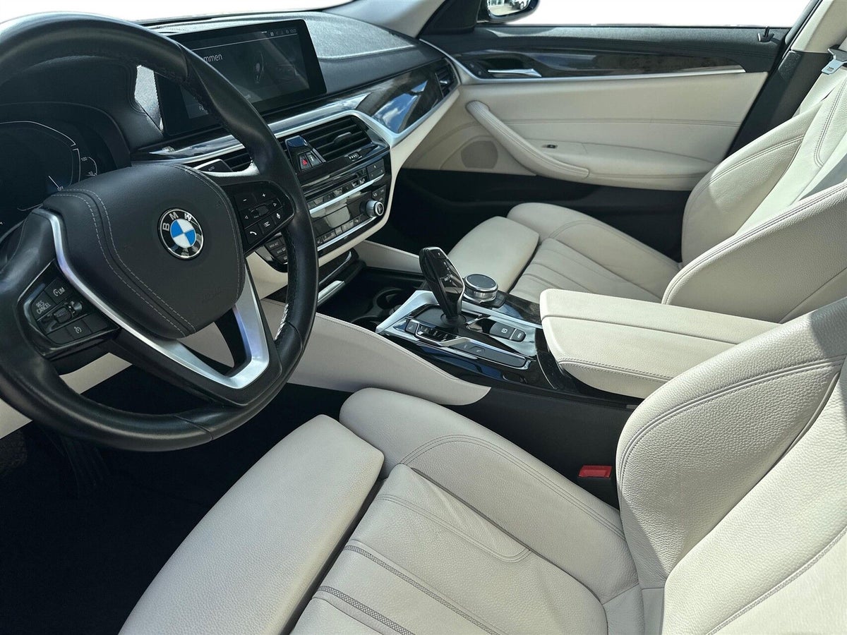 BMW 530e Luxury Line xDrive aut. billede 3