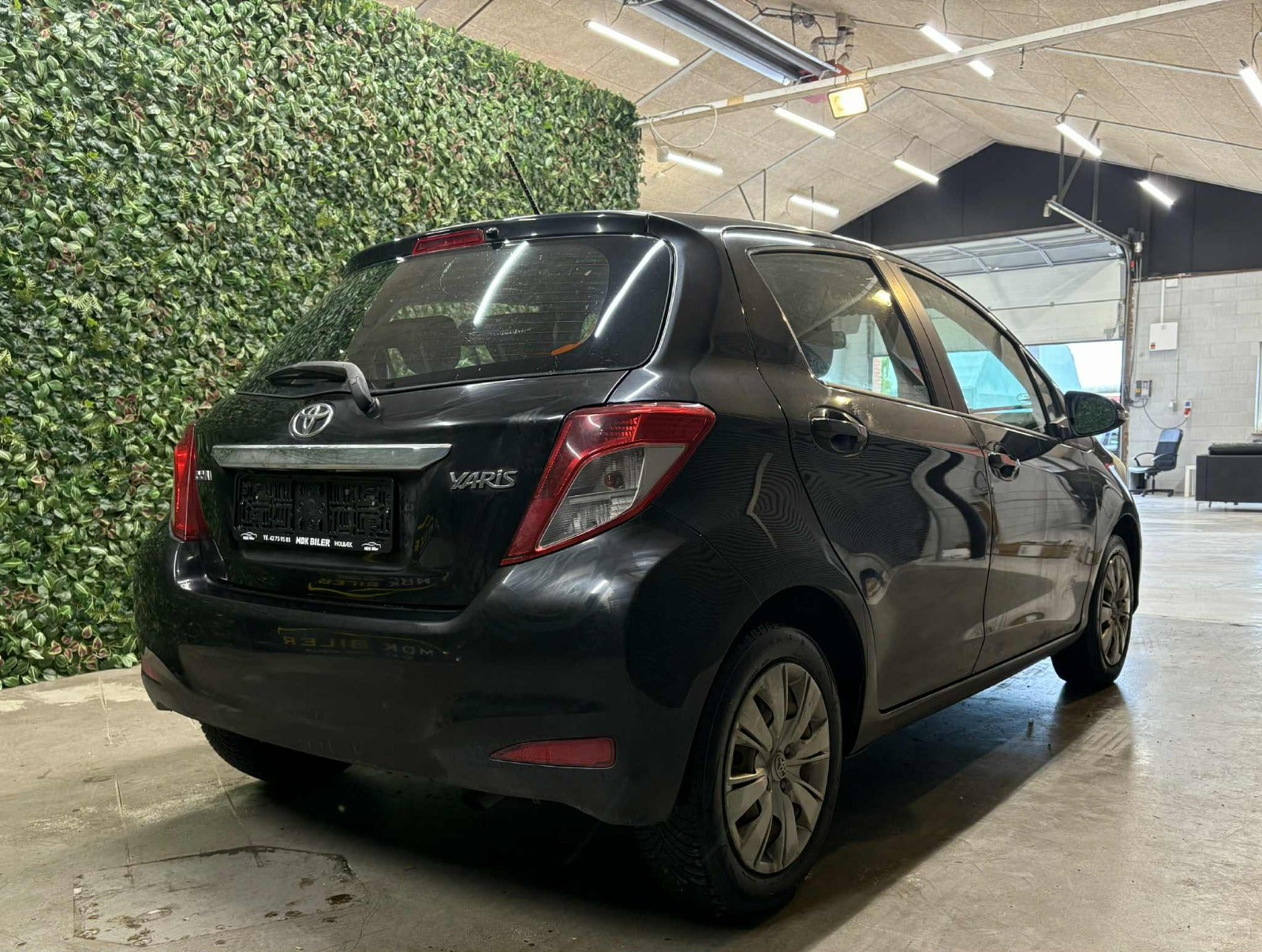 Billede af Toyota Yaris 1,3 VVT-i T1