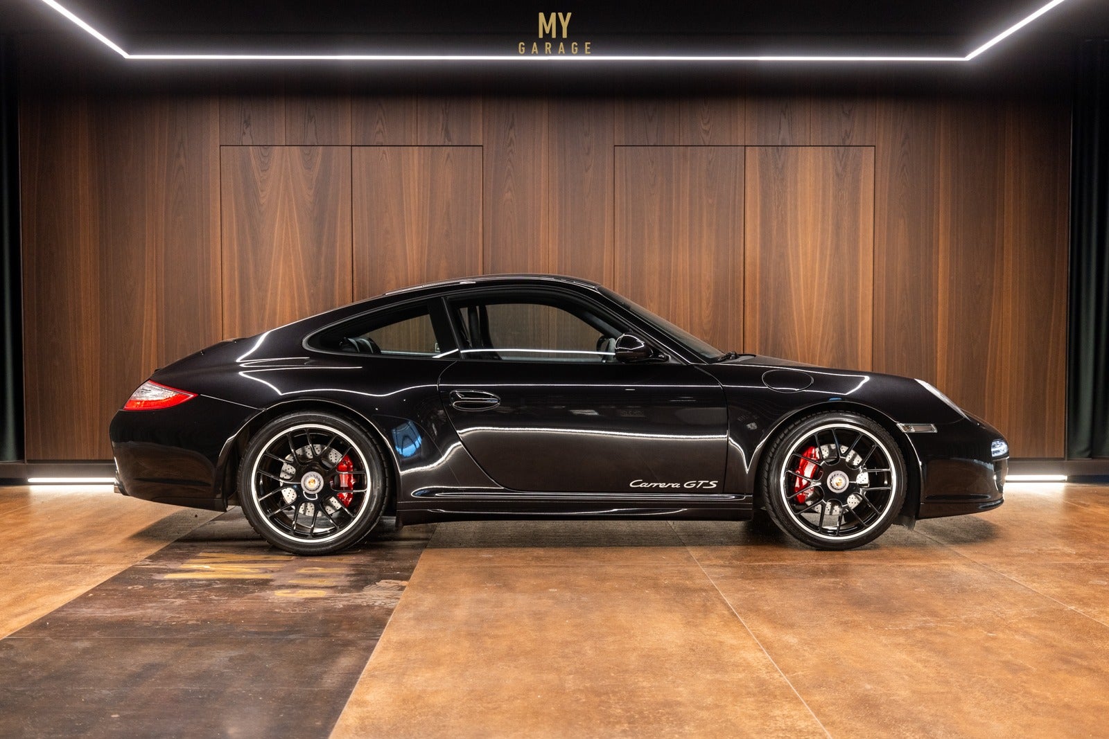 Porsche 911 Carrera GTS - Coupé