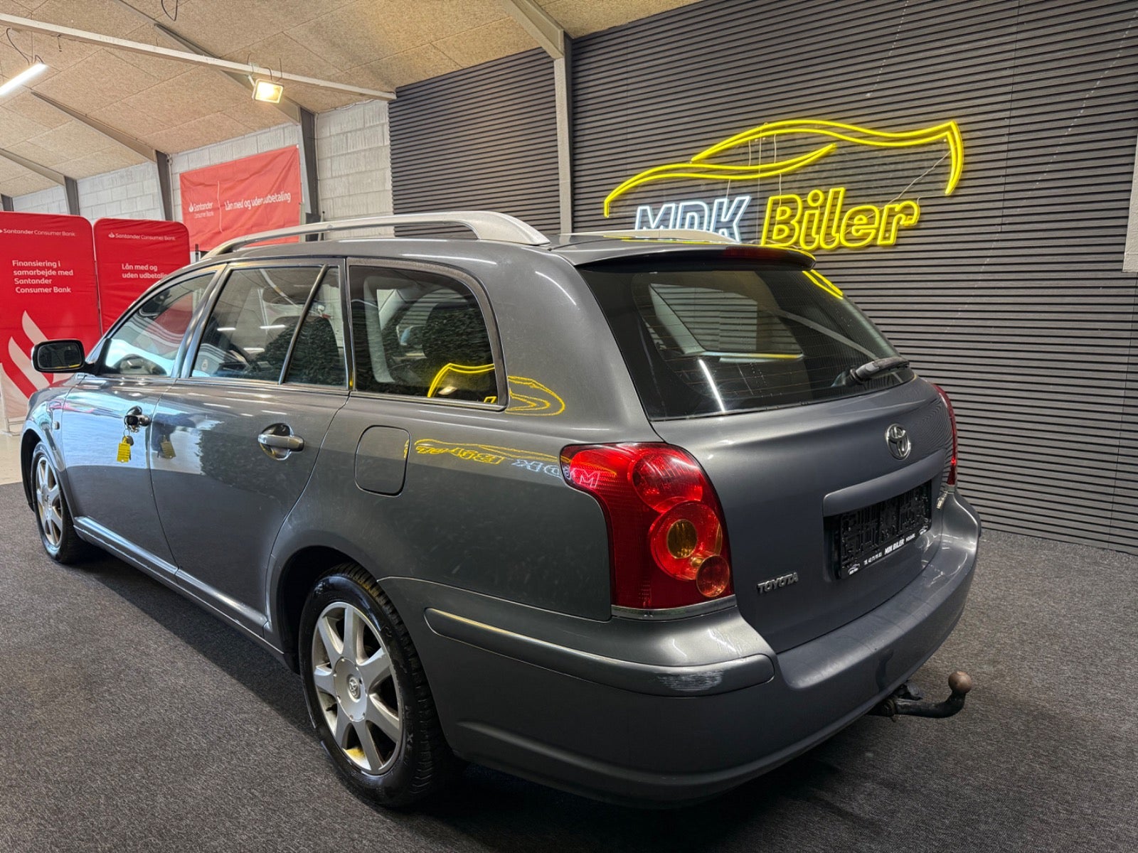 Billede af Toyota Avensis 1,8 VVT-i Sol stc.