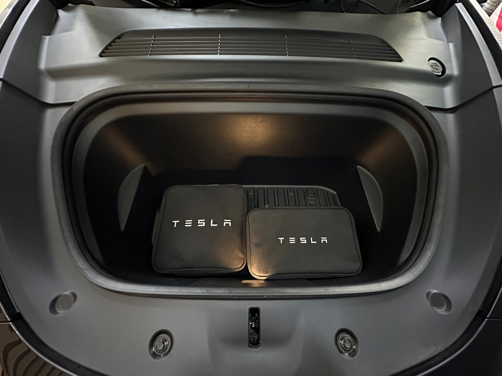 Billede af Tesla Model Y  RWD
