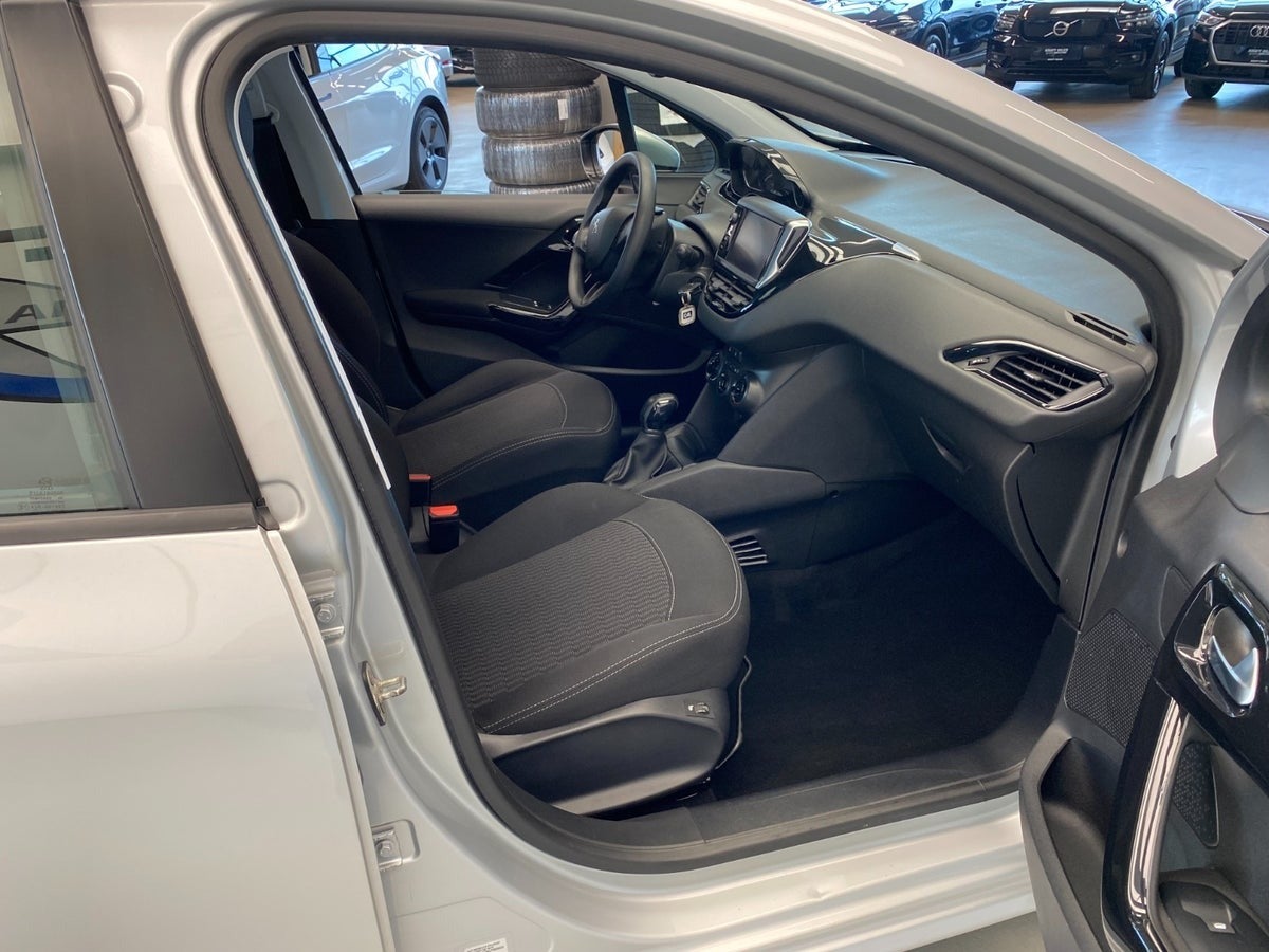 Billede af Peugeot 208 1,2 VTi 82 Active