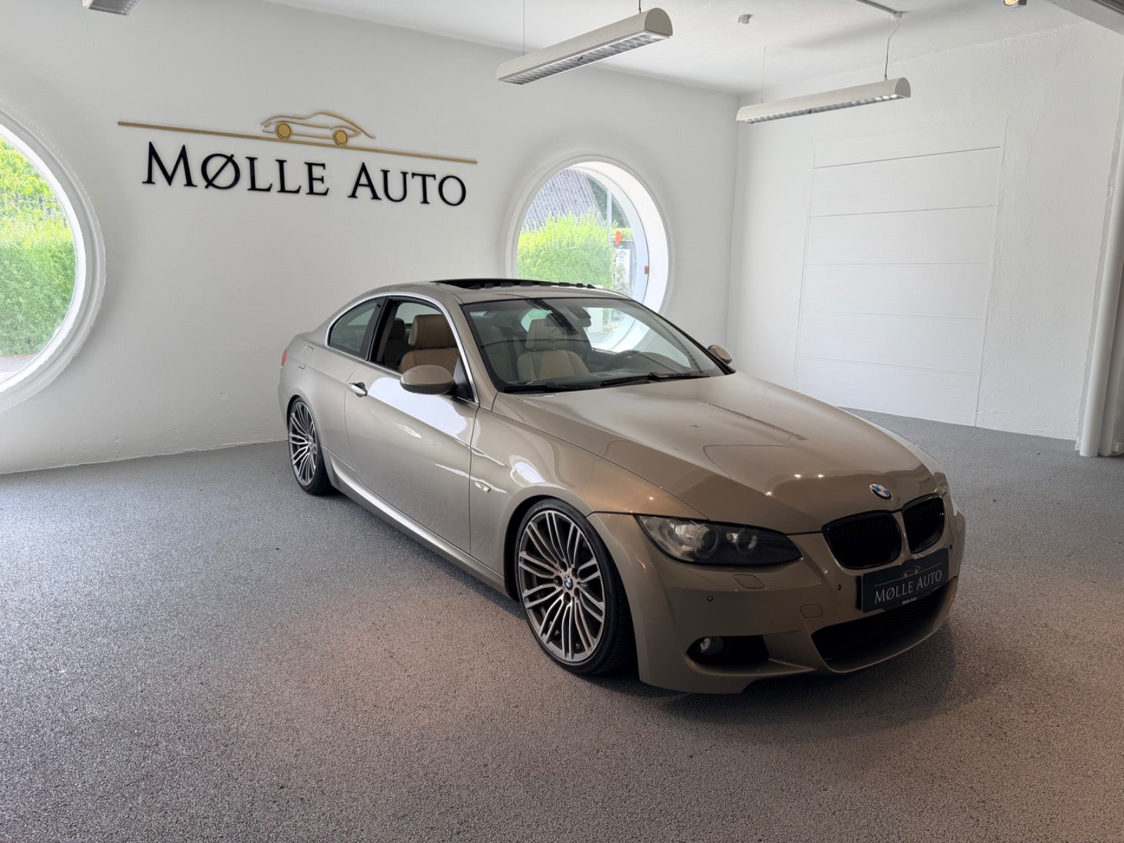 Billede af BMW 335i 3,0 Coupé Steptr.