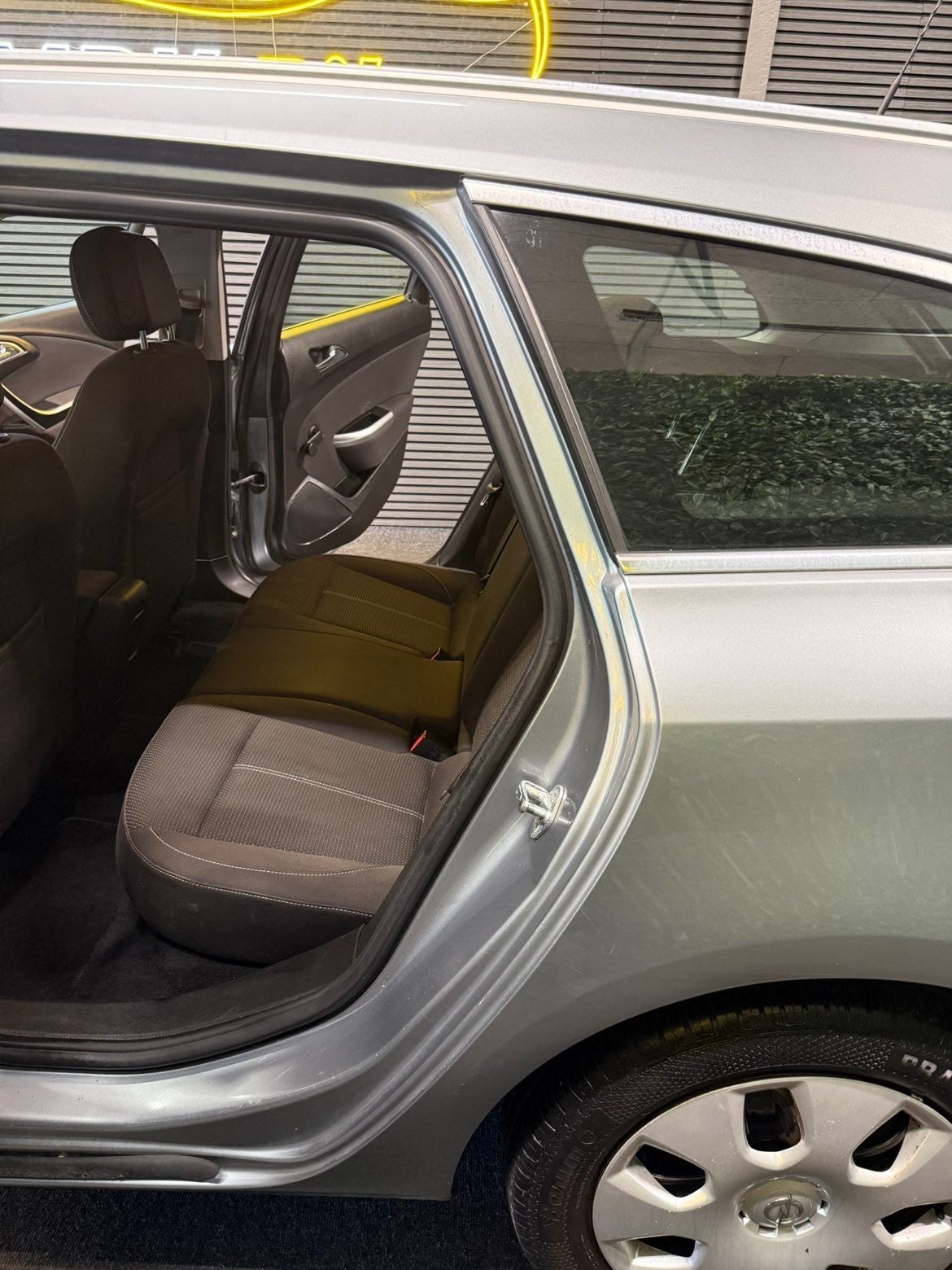 Billede af Opel Astra 1,6 Sport Sports Tourer