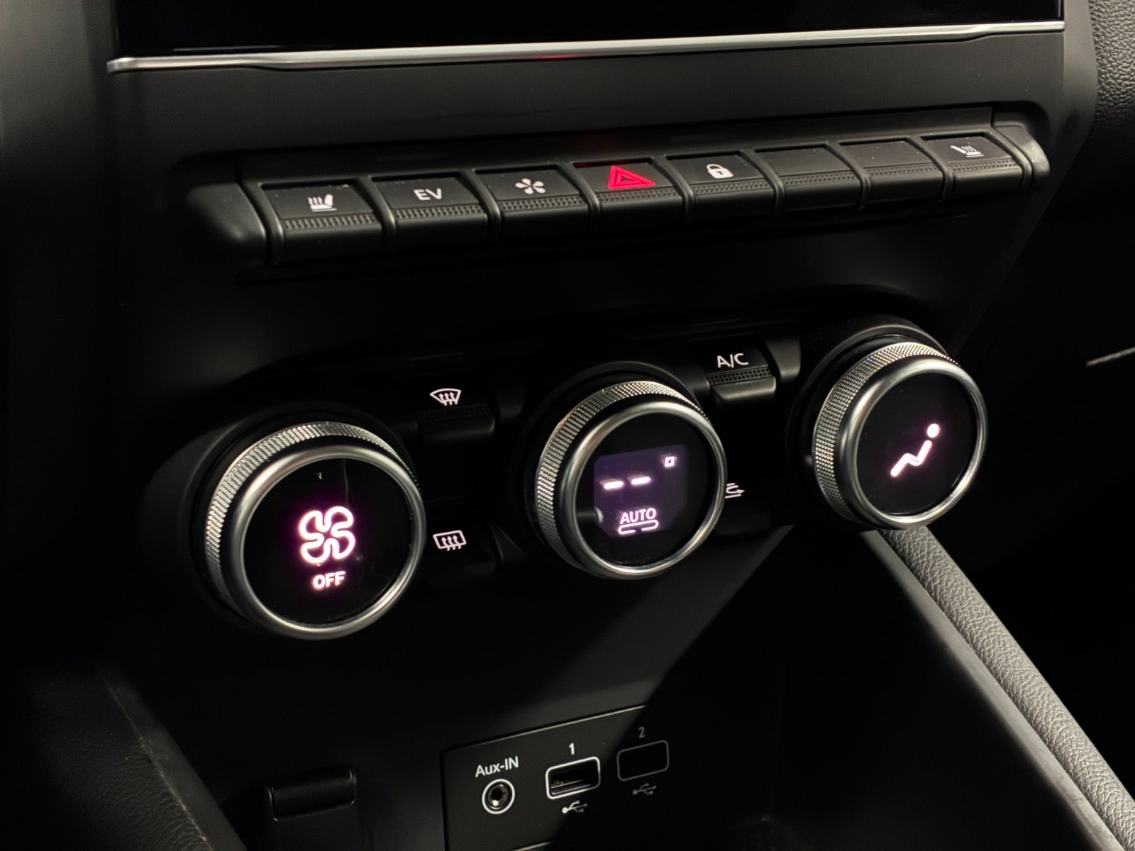 Billede af Renault Captur 1,6 E-Tech Intens