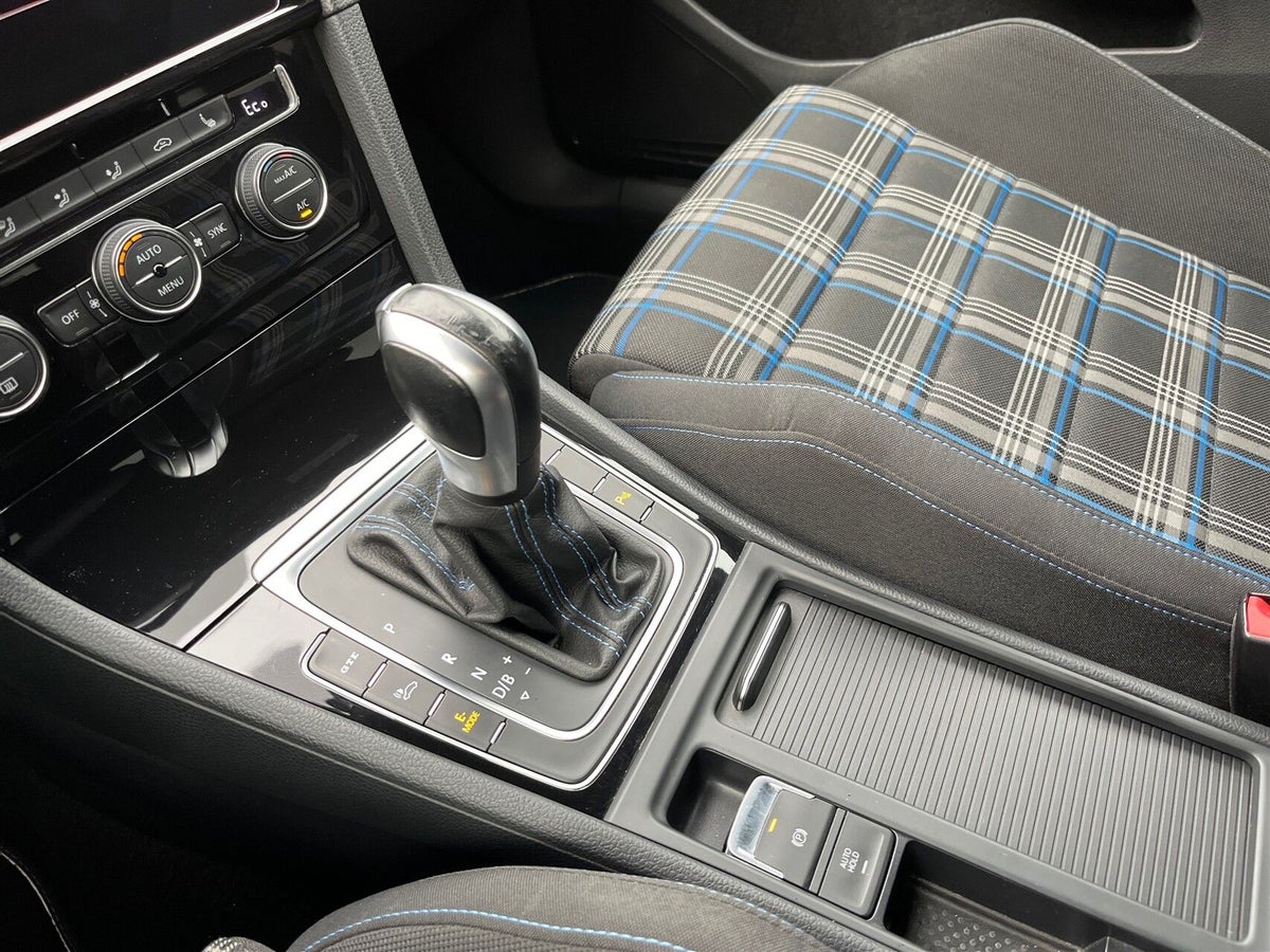 VW Golf VIII GTE DSG billede 15